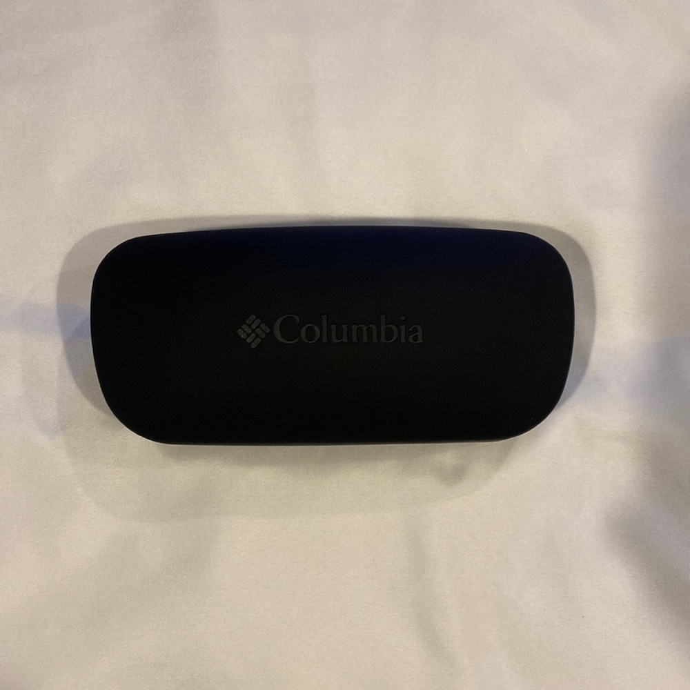 Columbia glasses case